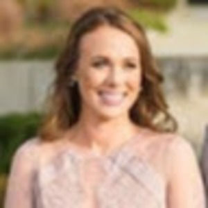 Meet your Posher, Hilary